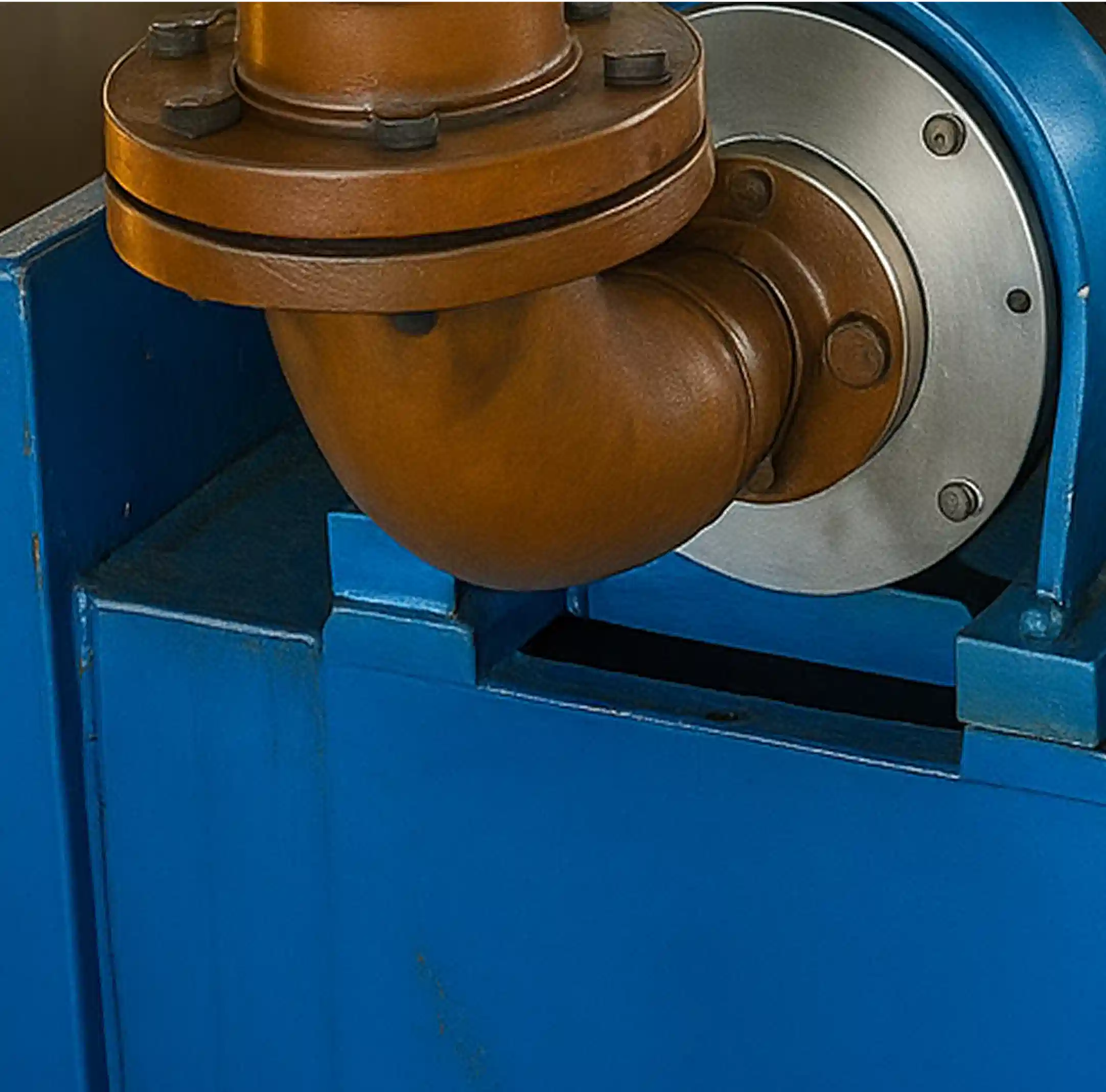 Centrífuga industrial en operación 3